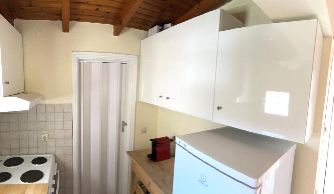 Wooden Ceiling Apartment - Close To City Center Kanálion Esterno foto